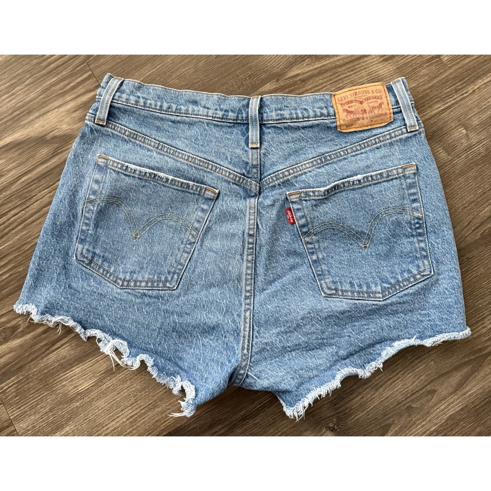 SOLD
501 Levi's Original Fit High Rise 31 13 Cut Off Shorts Medium Wash Denim